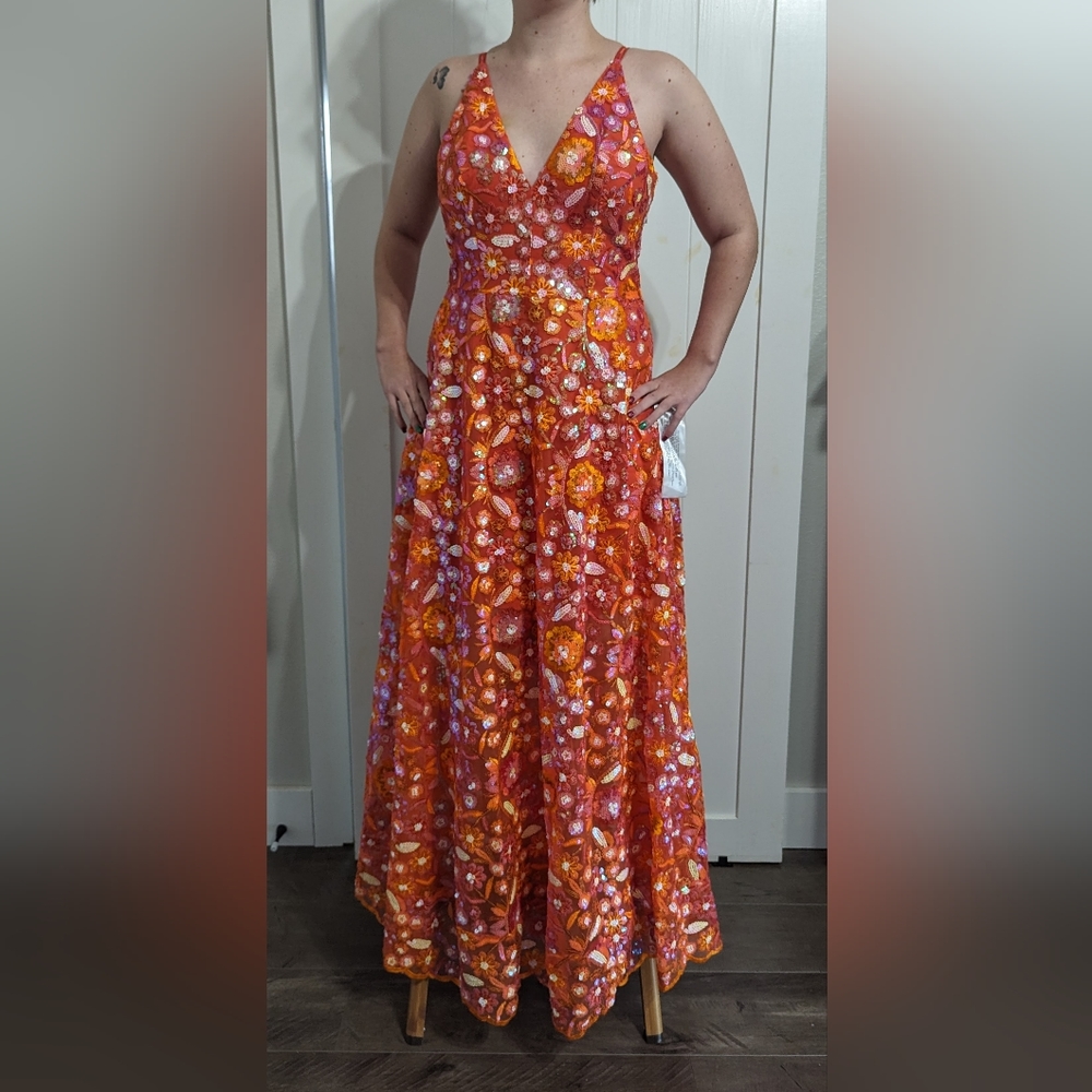 Stunning Dress The Population Formal Gown